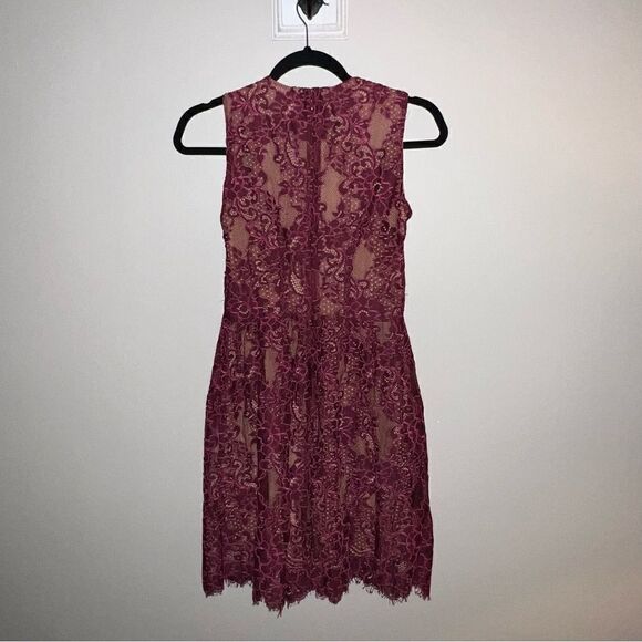 Michael Michael Kors Lace Scalloped Dress - Sz 2 - Picture 6 of 16